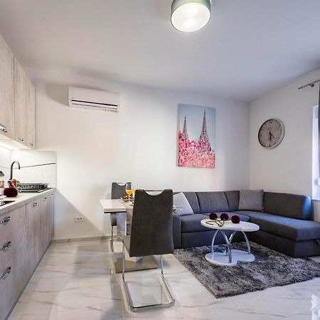 Luxury Apartment Zadar Old City ภายนอก รูปภาพ