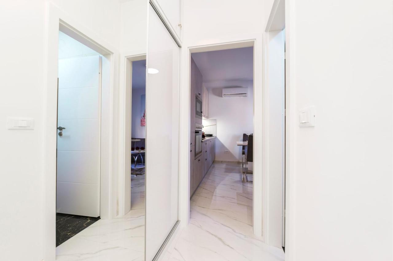 Luxury Apartment Zadar Old City ภายนอก รูปภาพ